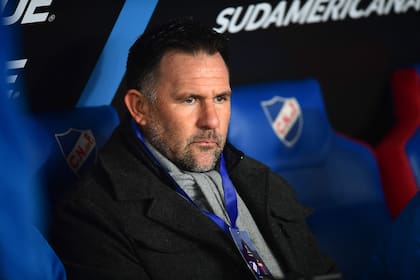 Las eliminaciones de la Copa Sudamericana y la Copa Argentina, cuatro partidos sin triunfos en el torneo Clausura y fuera de los playoffs... Diego Dabove renunció en Tigre