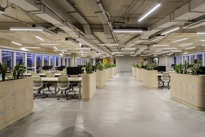 Las empresas comenzaron a repensar la forma de volver a la oficina