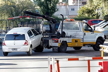 Larreta aseguró que la Ciudad controlará el servicio de grúas hasta que finalice la licitación.