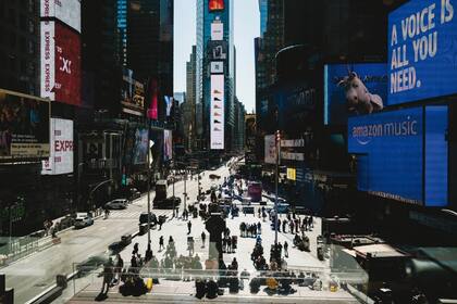 Las empresas inmobiliarias y las empresas de mudanzas han registrado una avalancha de solicitudes de personas que abandonan Nueva York