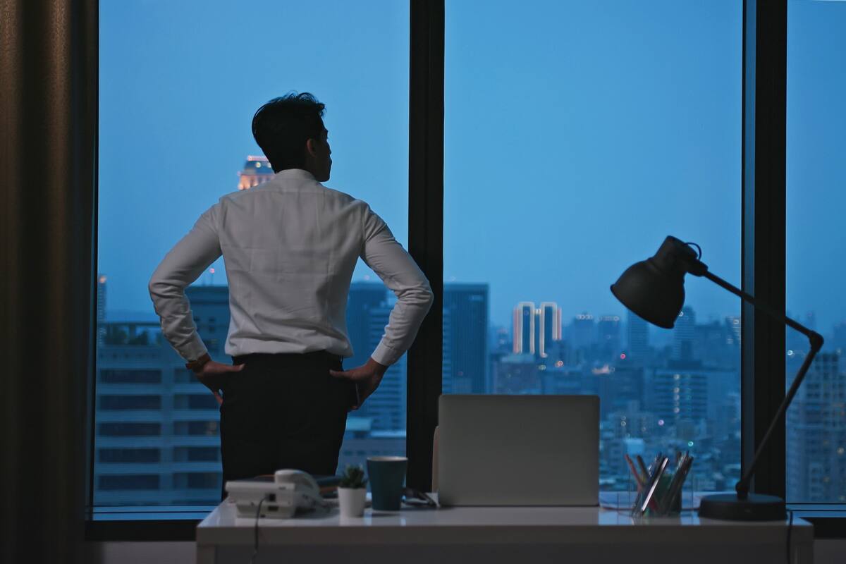 Las empresas ofrecen paquetes de acciones para retener a los ejecutivos
Nota: Cadenas de oro: las acciones y el dilema de los ejecutivos