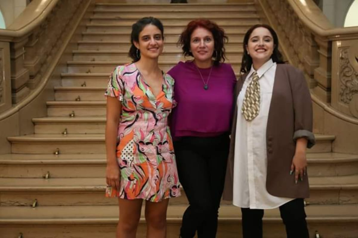 Las encargadas de hablar en representación del bloque del FDT durante la sesión fueron las legisladoras que integran la Comisión de Mujer, Infancia, Adolescencia y Juventud