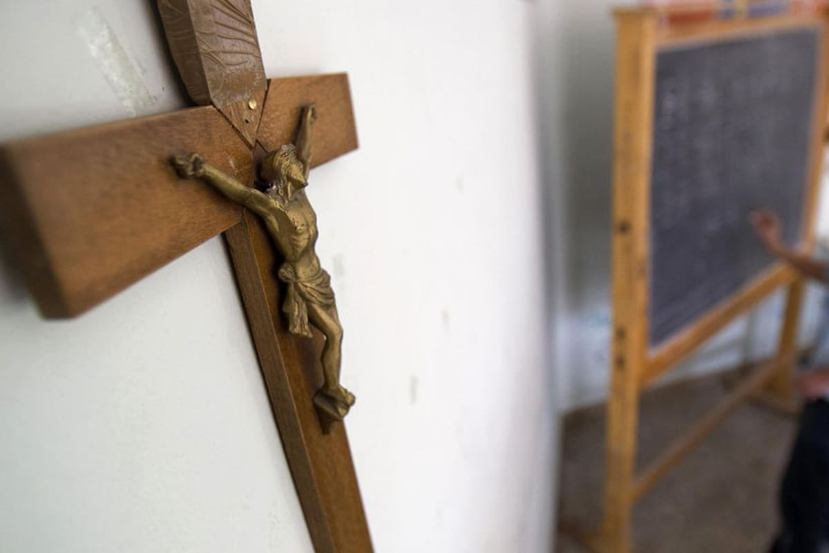Las escuelas católicas que dependen del Arzobispado de Buenos Aires permanecieron cerradas hoy