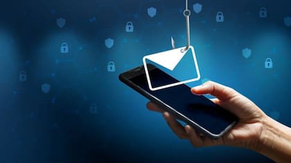 Las estafas tipo phishing (un término en inglés que hace alusión a cómo los estafadores "pescan" a sus víctimas haciendo que muerdan un anzuelo) aumentaron en más del 200% durante la pandemia