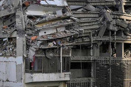 Las estructuras de los edificios colapsaron