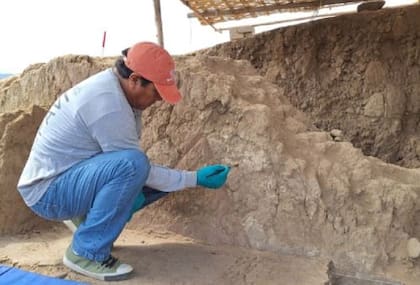 Las excavaciones continúan en el lugar (Foto Facebook Asociación de Arqueólogos del Perú)