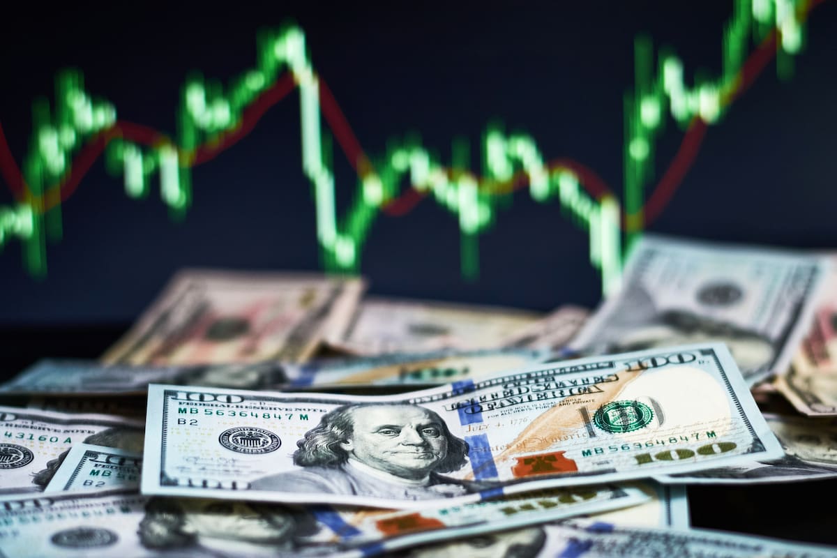 Las expectiativas del mercado después de que el dólar oficial mayorista haya superado los $1500