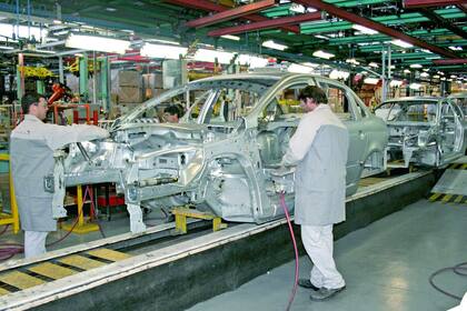 Las fábricas también sienten la crisis