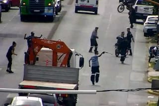 Investigan a la policía bonaerense por su rol en la batalla entre facciones de la Uocra en Ensenada