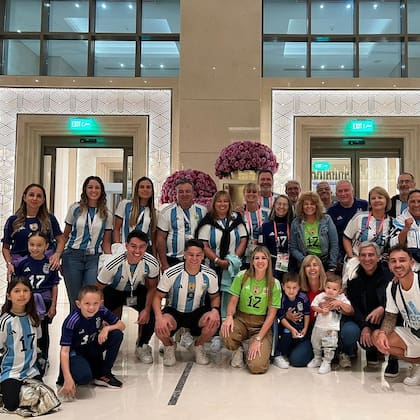 Las familias de los futbolistas se divirtieron durante el Mundial (Foto: Instagram @linda.raff)