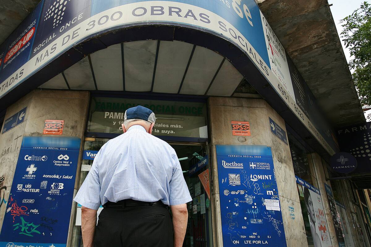 Las farmacias advierten que el PAMI quitó remedios necesarios en invierno