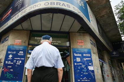 Las farmacias advierten que el PAMI quitó remedios necesarios en invierno