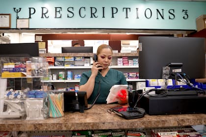 Las farmacias deberán proporcionar información detallada sobre los costos reales de los medicamentos (Archivo)
