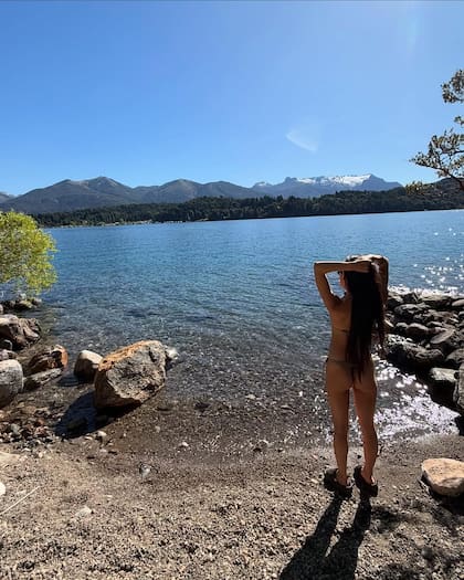 Las fotos de las vacaciones de Esteban Lamothe y Débora Nishimoto en la Patagonia