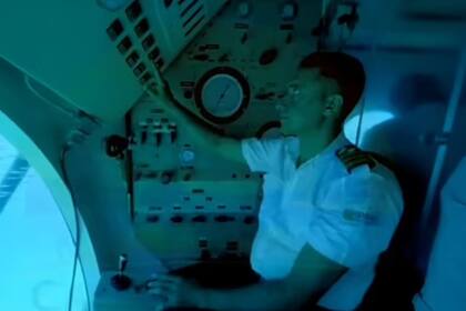 Las fotos del interior del submarino hundido en Egipto