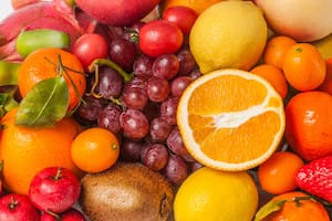 Las frutas que ayudan a potenciar la memoria y proteger el cerebro de manera natural
