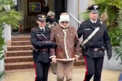 Las fuerzas de seguridad italianas detuvieron a Matteo Messina Denaro