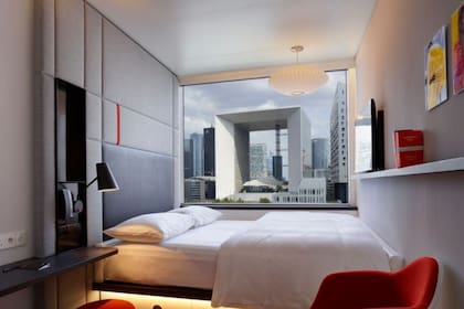 Las habitaciones de CitizenM se caracterizan por su enorme cama