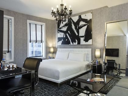 Las habitaciones del hotel tienen decoración y mobiliario clásico de estilo Art Nouveau
