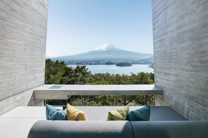 Las habitaciones están muy bien equipadas y todas tienen terraza con vista al monte Fuji