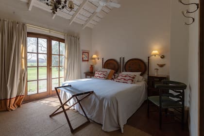 Las habitaciones son todas diferentes: las hay modernas y con baldaquino.