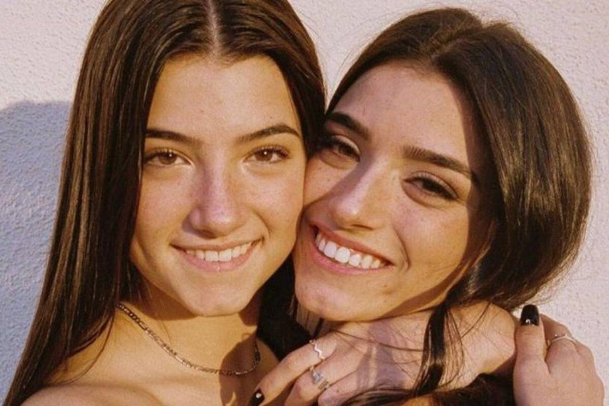 Las hermanas Charlie y Dixie Damelio cosecharon más de 25 millones de dólares por las reproducciones de sus clips solo en esta red