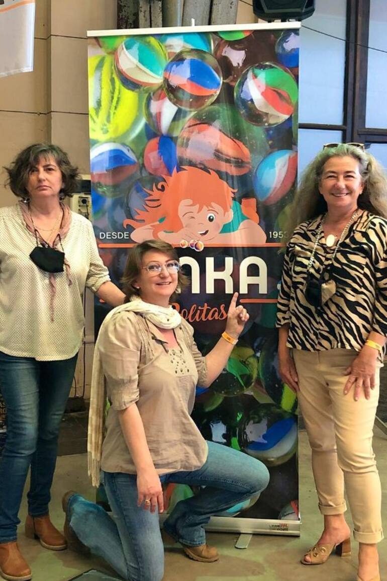Las hermanas Chiarlo gerencian actualmente la fábrica Tinka: de izq. a der, Mariana, Silvina y Rosana