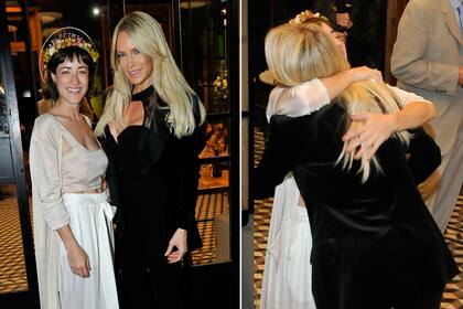 Las hermanas durante la íntima celebración