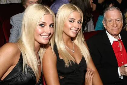 Las hermanas gemelas eran las favoritas de Hugh Hefner