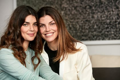 Las hermanas Leslie Kouhana y Kimberley Cohen