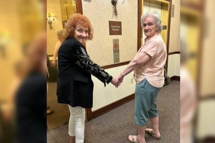 Las hermanas se reencontraron y emocionaron a todos (Captura video)