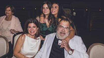 Las hijas de Jorge Lanata lo acompañaron en su casamiento con Elba Marcovecchio