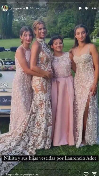 Las hijas de Nicole Neumann posaron junto a ella e Indiana le acarició la panza