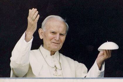 Las hospitalizaciones de Juan Pablo II fueron más largas que las de Francisco hasta hoy