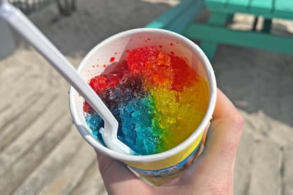 Las icónicas bolas de nieve son toda una tradición en Maryland que se remonta a la Gran Depresión, cuando empezaron a proliferar puestos que vendían estas golosinas a las que se las solía llamar "helados de un centavo" o "helados de tiempos duros"