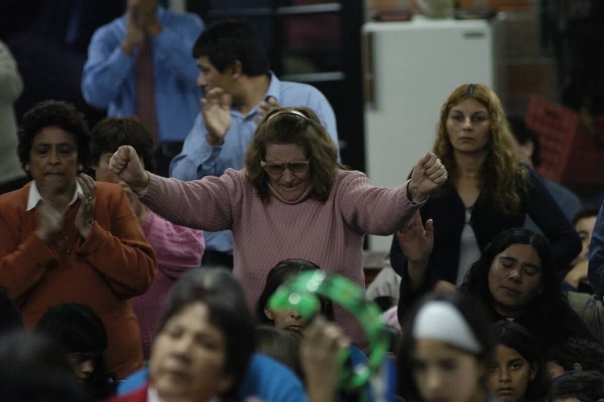 Las iglesias pentecostales enfatizan el contacto directo con el Espíritu Santo