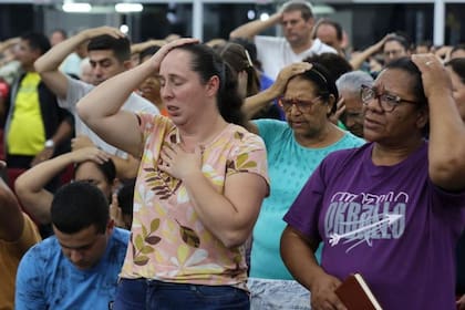 Las iglesias y los fieles evangélicos han crecido en Brasil en las últimas décadas, y su influencia también aumentó en la política
