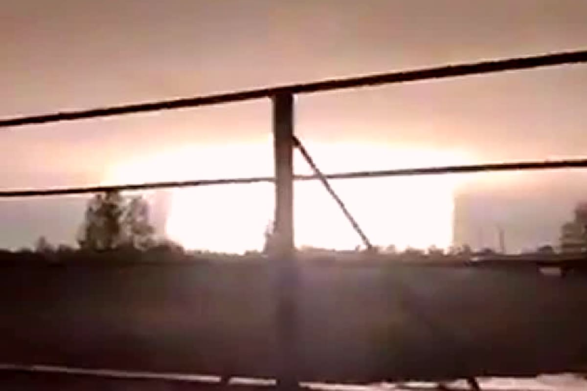Las imágenes de la devastadora explosión de un depósito de municiones en Pavlogrado