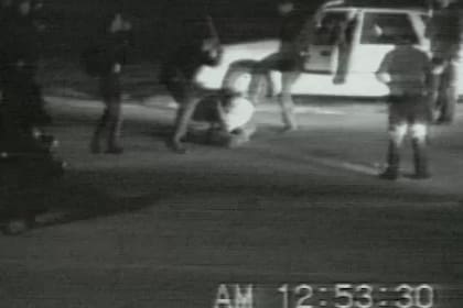 Las imágenes de la paliza a Rodney King que dieron la vuelta al mundo