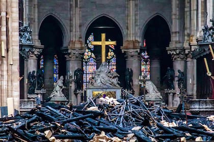 Las imágenes del interior de la catedral tras el incendio