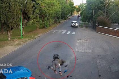 Las imágenes del siniestro fueron registradas por una cámara de seguridad