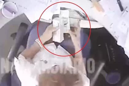 Las imágenes que incriminaron a Norma Watson, la extesorera municipal.