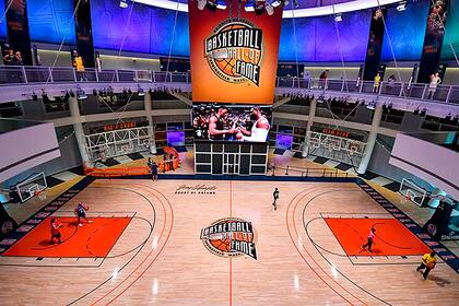 Las instalaciones internas del espectacular Salón de la Fama de la NBA, que desde septiembre incluirá a Emanuel Ginóbili, el primer argentino que estará en esa elite.