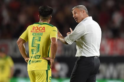 Las instrucciones de Hernán Crespo para Acevedo; fue un gran partido de Defensa y Justicia