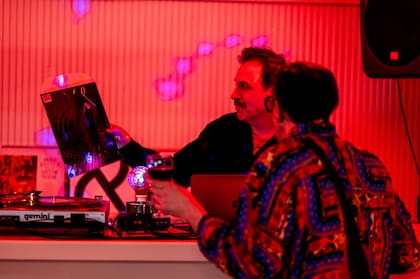 Las jornadas se extenderán con música, performances y tragos