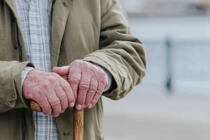 Las jubilaciones y pensiones de la Anses se reajustan cada mes según la variación del índice de precios que informa el Indec