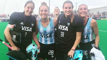 Las jugadoras festejan el último triunfo y aguardan por el vencedor de la otra semi final para saber su rival en la final