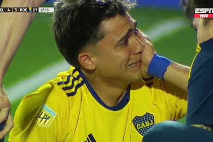 Las lágrimas de Exequiel Zeballos durante la visita de Boca a Belgrano: ya temía lo peor y se confirmó la rotura de ligamentos cruzados de rodilla