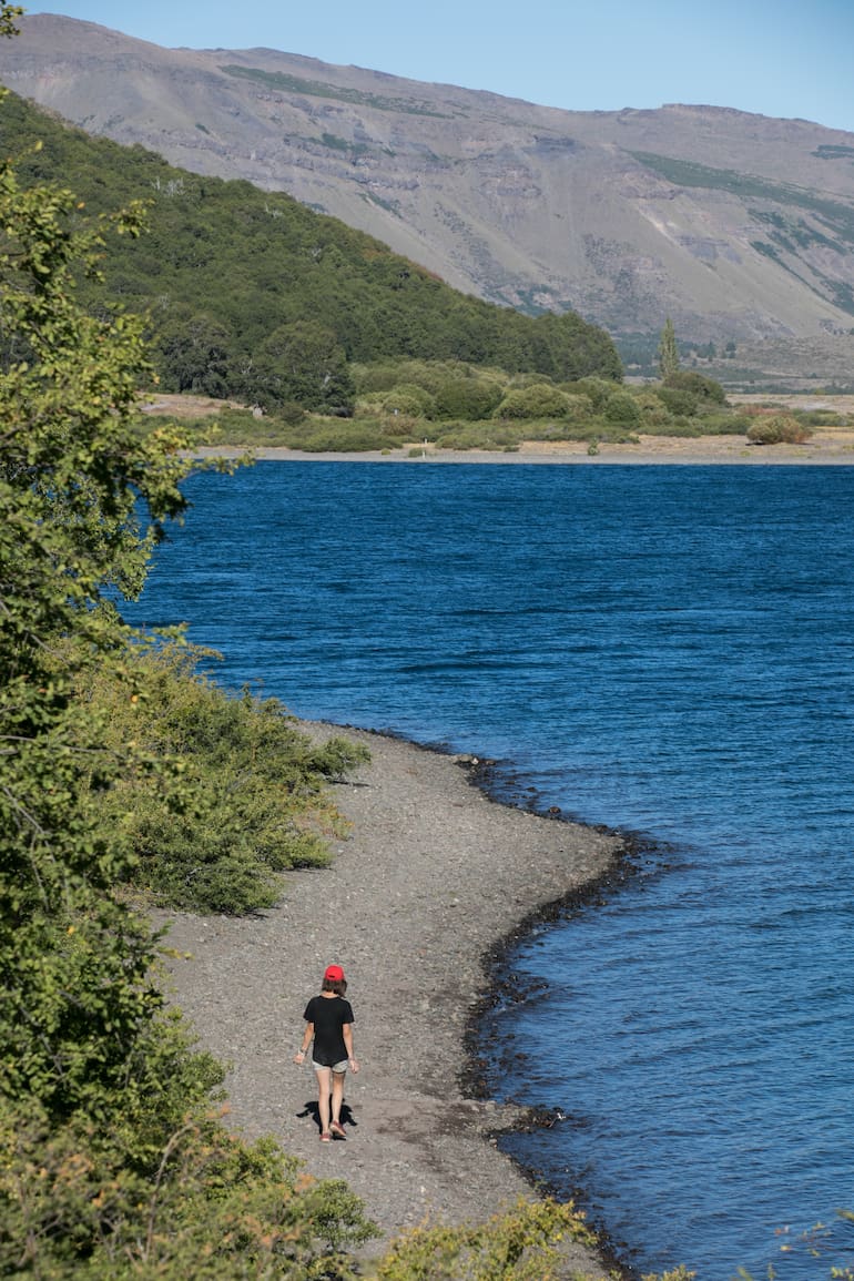 Las lagunas de Epu Lauquen, un área virgen ideal para acampar o hacer picnic en el norte neuquino.