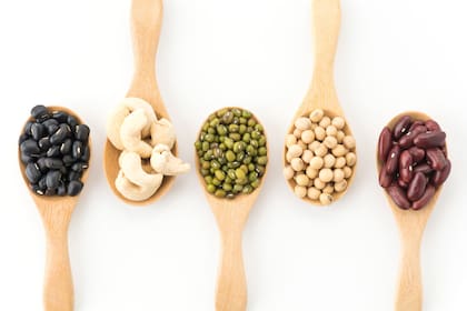 Las legumbres son ricas en proteínas de origen vegetal, fibra y minerales esenciales